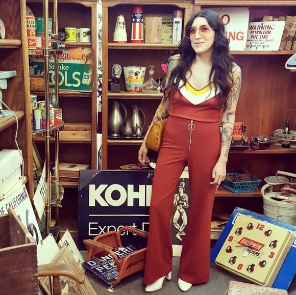 Meet your Posher, Stephanie - Picture 4 of 5